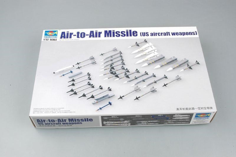 03303 1/32 US Aircraft Weapons AirtoAir Missile Plastic Model Kit