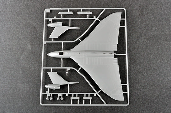 03931 1/144 Avro Vulcan B.MK 2 Plastic Model Kit