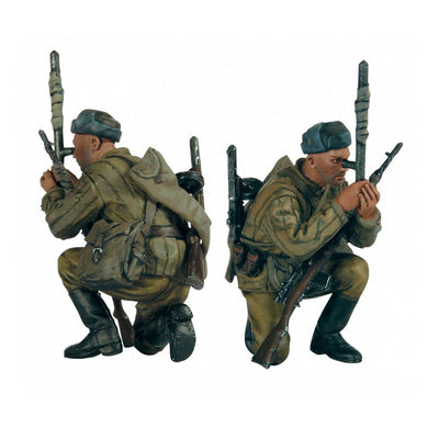 1/35 Soviet Sniper Team WWII 19411943  Plastic Model Kit