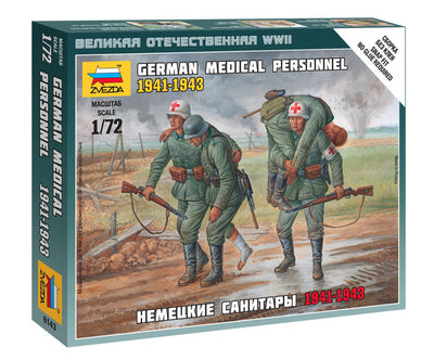1/72 German Medical Personnel 19411943  Plastic Model Kit