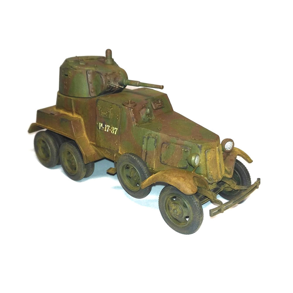 1/100 Soviet Armored Car BA10  Plastic Model Kit