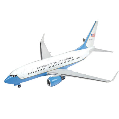 Zvezda - Zvezda 7027 1/144 Boeing 737-700 / C-40 Plastic Model Kit