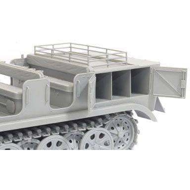 Dragon 6466 1/35 SD.KFZ.T 8T HALFTRACK INITIAL PRODUCTION