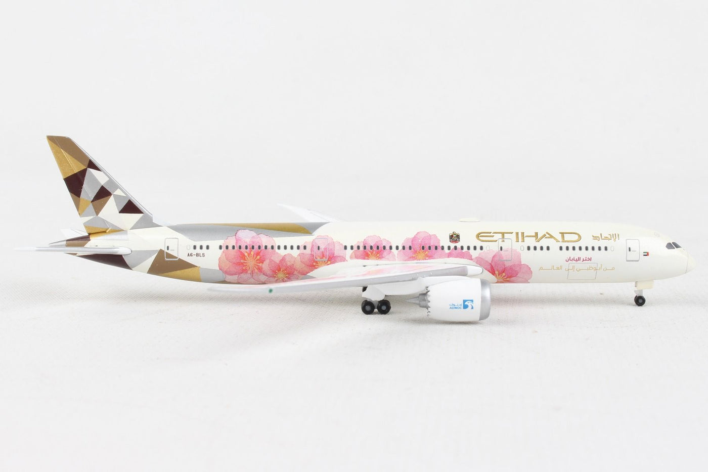1/500 Etihad Airways Boeing 7879 Dreamliner   Choose Japan