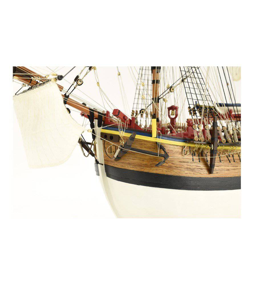 HMS Endeavour 2021 Wooden Model Ship Kit