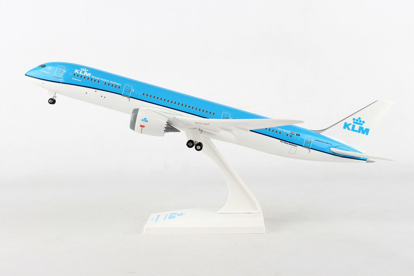 1/200 KLM B7879 with Gear