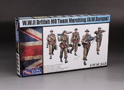 GM0014 1/35 W.W.II British MG Team In Marching N.W. Europe Plastic Model Kit