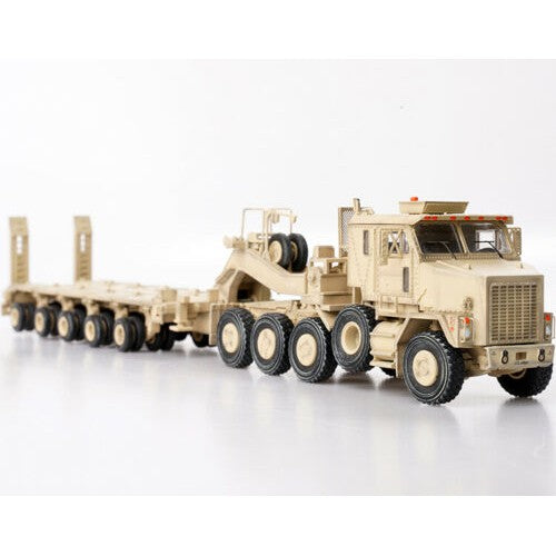 1/72  M1070 Heavy Equipment Transporter Desert color
