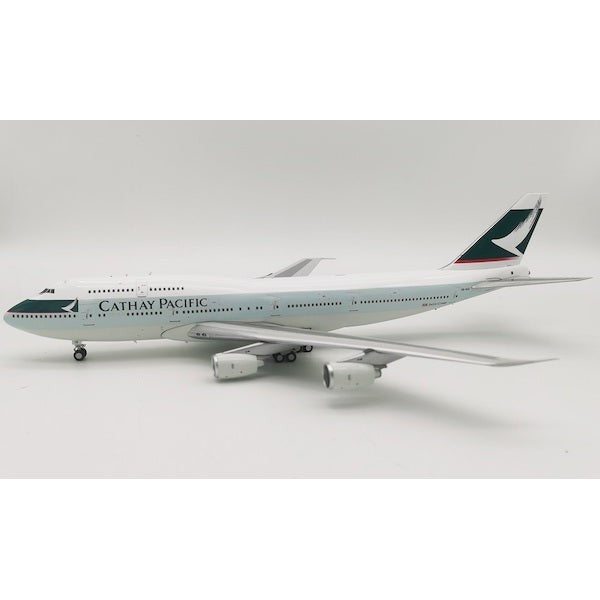 WB7473006 1/200 Cathay Pacific Boeing 747300 VRHIK